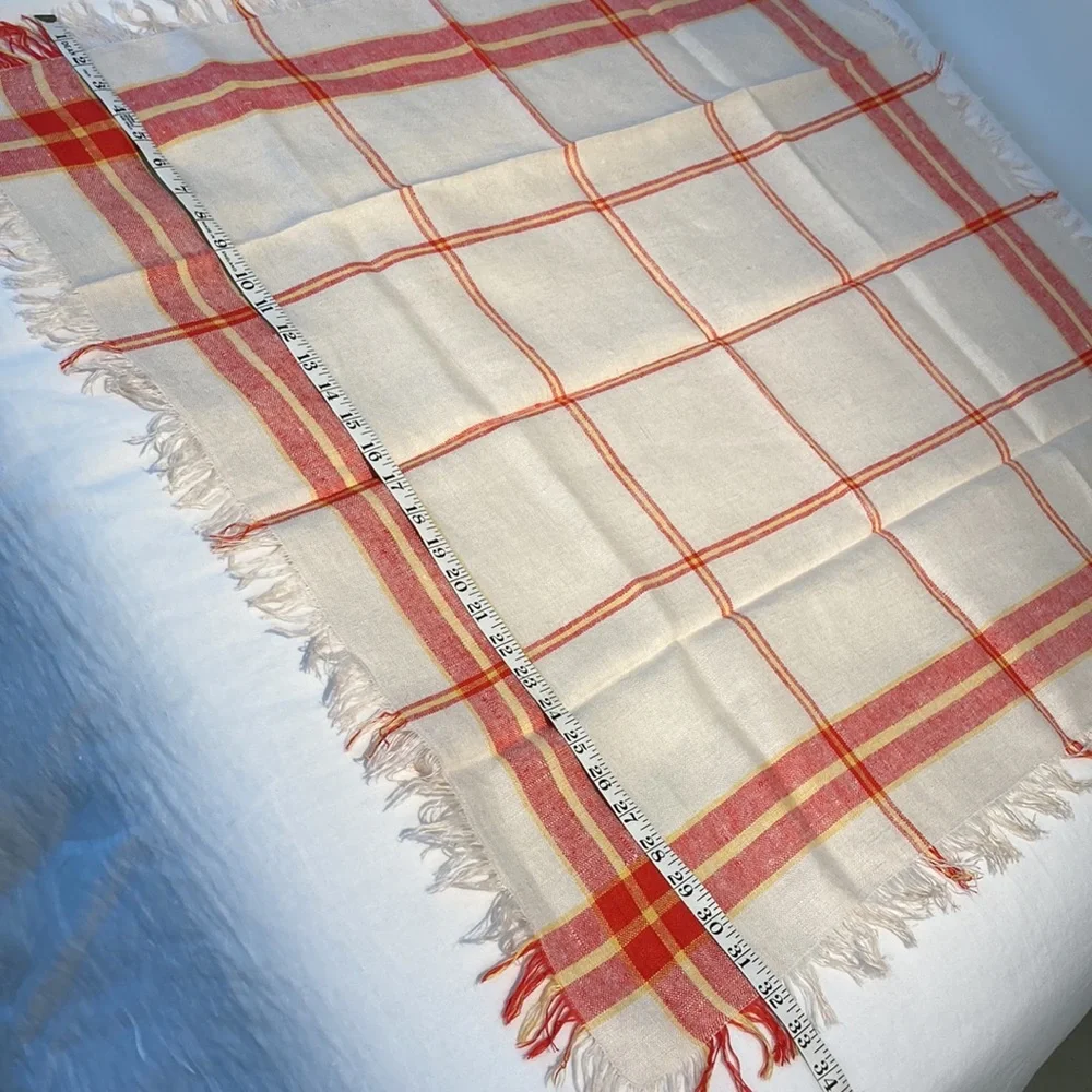 Vintage tablecloth fringe